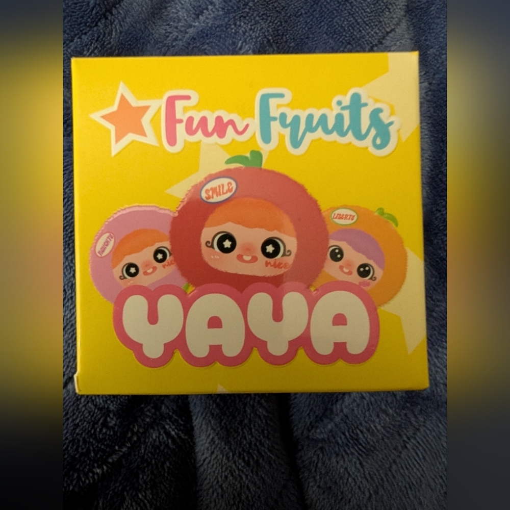 YAYA Fun Fruit Plush Baby Three Vinyl Plush Scented Blind Bag New